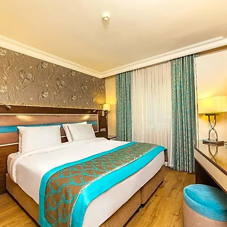 Grand Yavuz Sultanahmet 4*